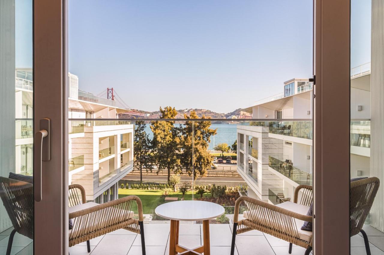 Habitación Estándar con cama grande y vistas al río